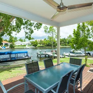 Semesteranläggning (resort) Noosa Entrance Waterfront Noosaville