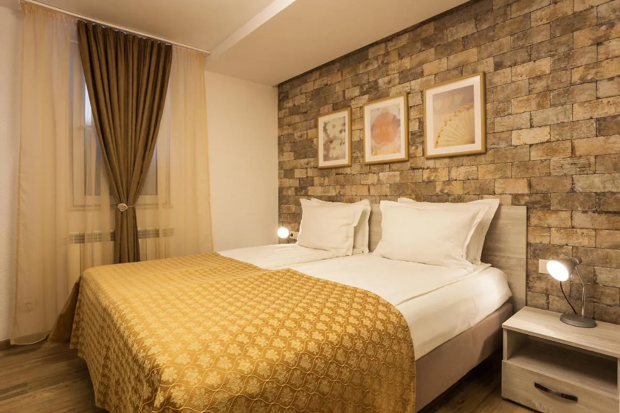 Sofia Place Hotel By Hmg