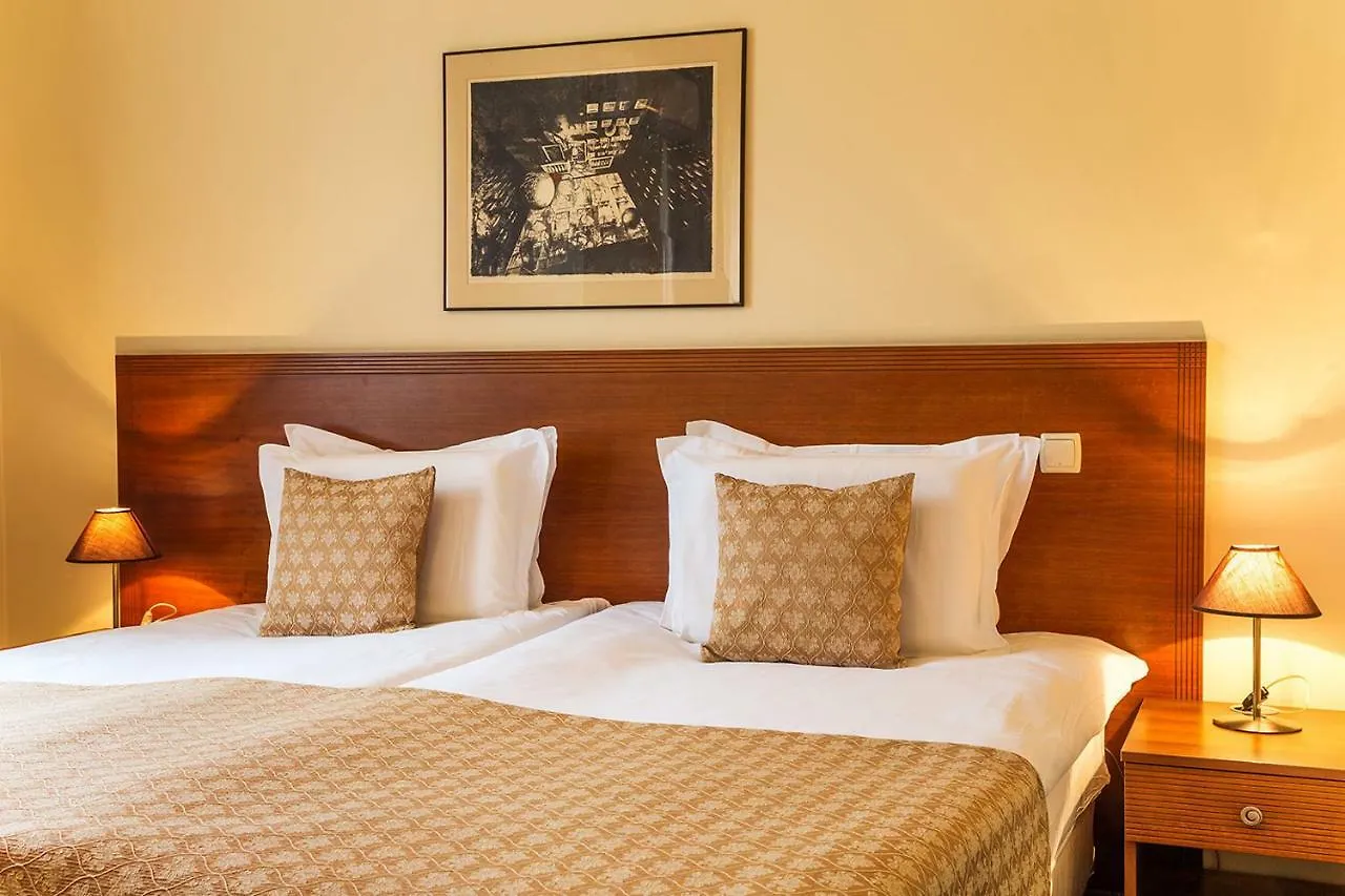Sofia Place Hotel By Hmg