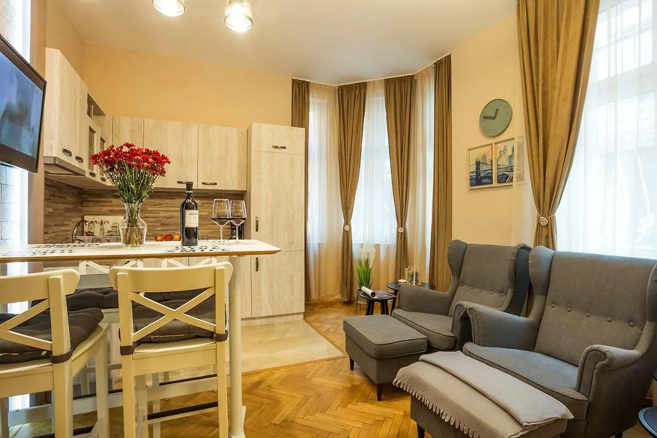 Sofia Place Hotel By Hmg