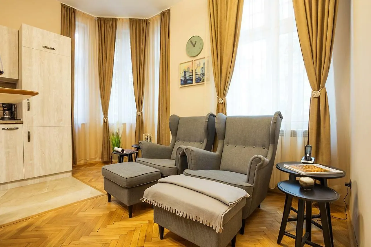 Sofia Place Hotel By Hmg