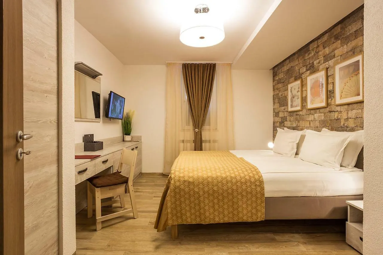 Sofia Place Hotel By Hmg